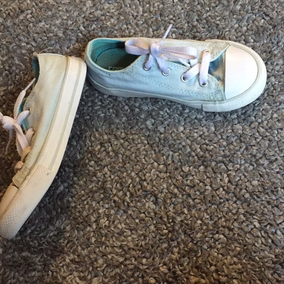 Blue converse - Picture 3 of 3